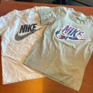 Gently used bundle t shirts size 7